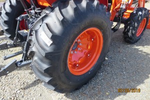 Kubota Low Profile AG Tire (M)